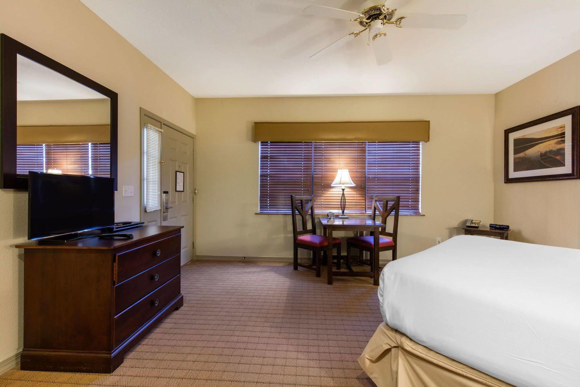 Bluegreen Vacations The Falls Village, An Ascend Resort Branson Esterno foto