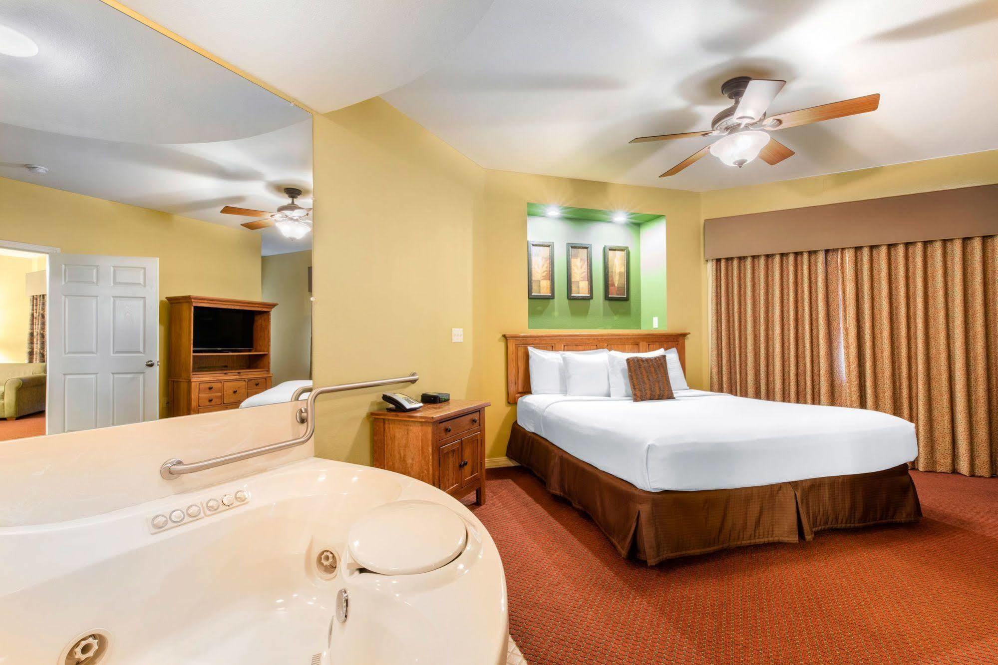 Bluegreen Vacations The Falls Village, An Ascend Resort Branson Esterno foto